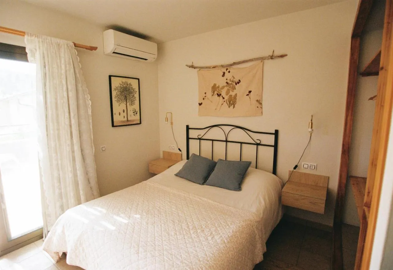 Hostal De L'Aigua Sant Llorenc de la Muga Hotel