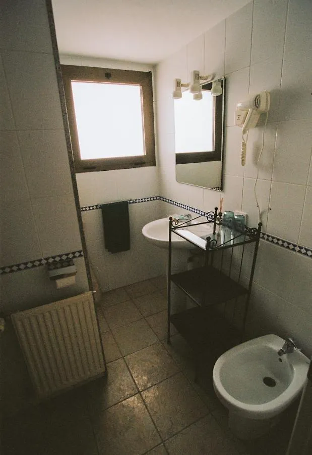 Hotel Hostal De L'Aigua Sant Llorenc de la Muga