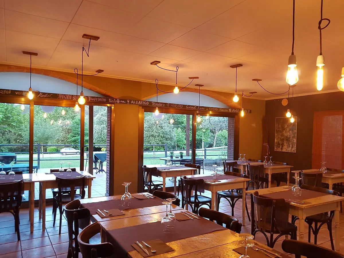 Hostal De L'Aigua Sant Llorenc de la Muga 0*,